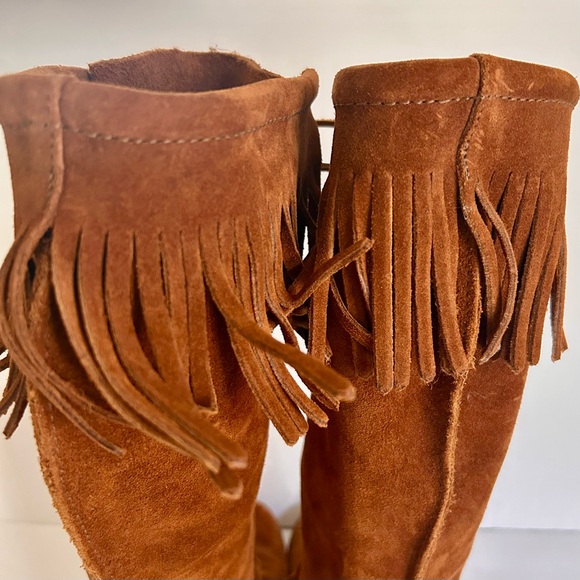 Minnetonka Suede Moccasins Lace-Up Fringe Knee High Boots Women’s size 8 - Picture 7 of 13